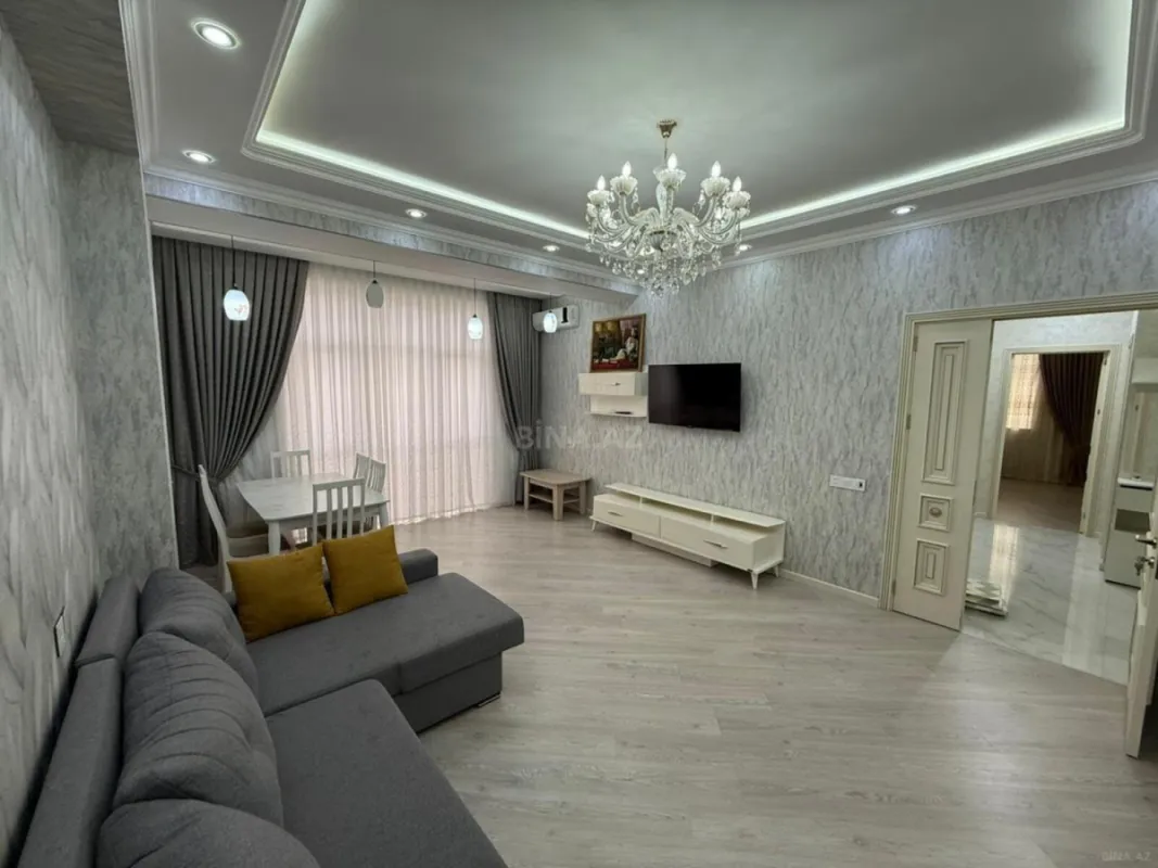 Kirayə verilir 3 otaqlı mənzil 130 m²