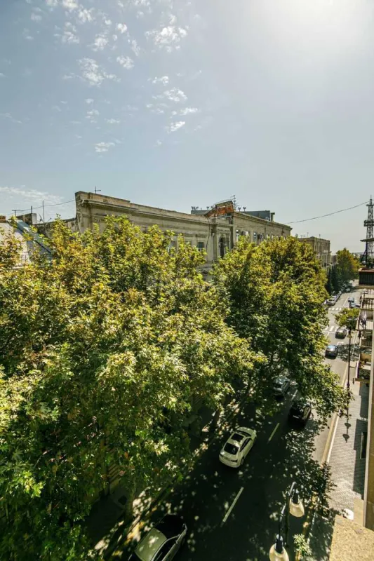 Kirayə verilir 3 otaqlı mənzil 120 m²