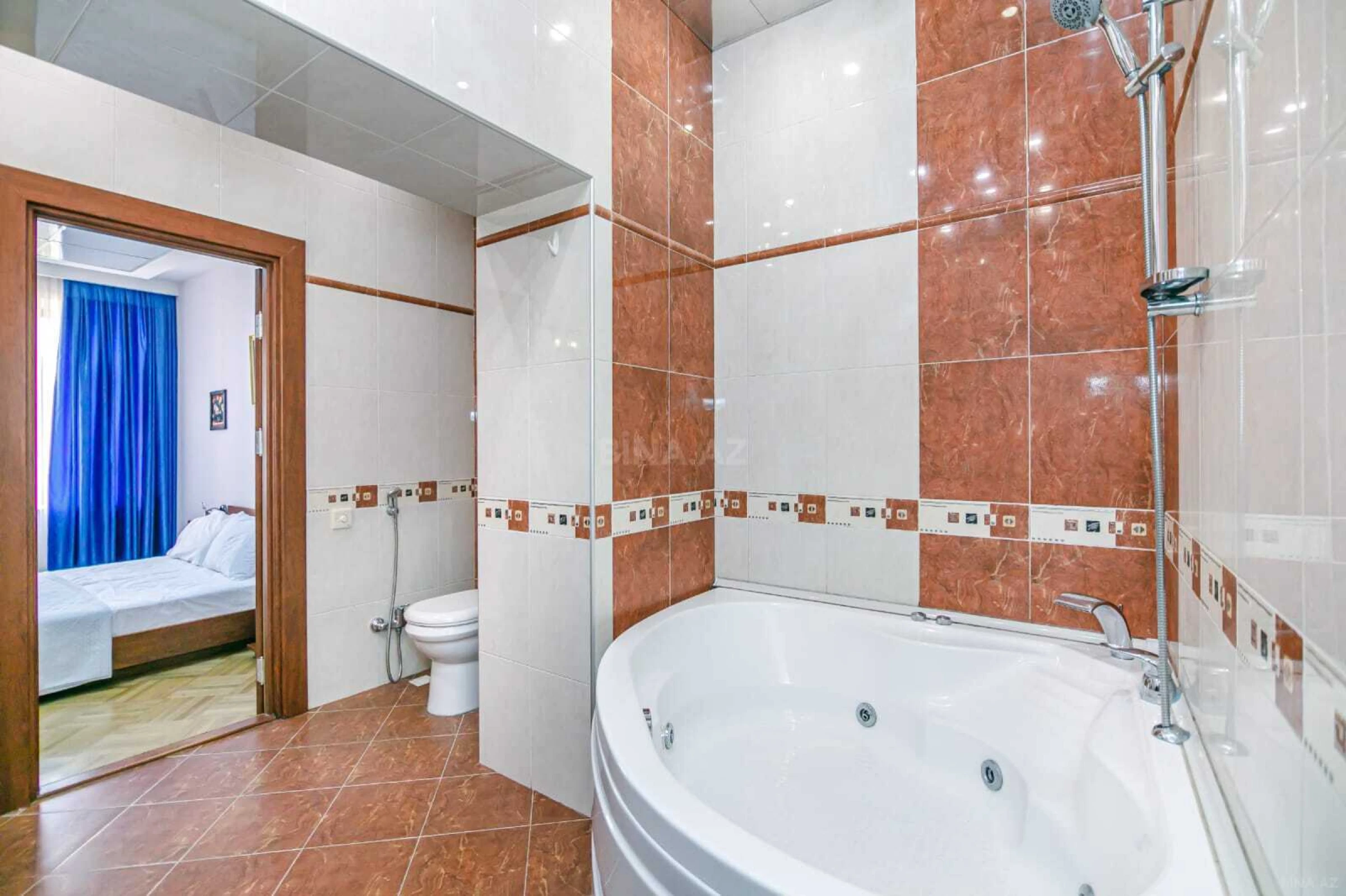 Kirayə verilir 3 otaqlı mənzil 120 m²