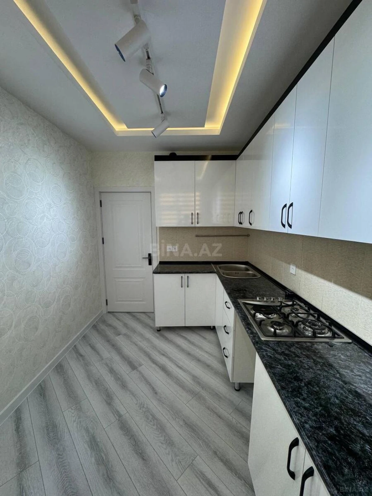 Satılır 3 otaqlı mənzil 65 m²