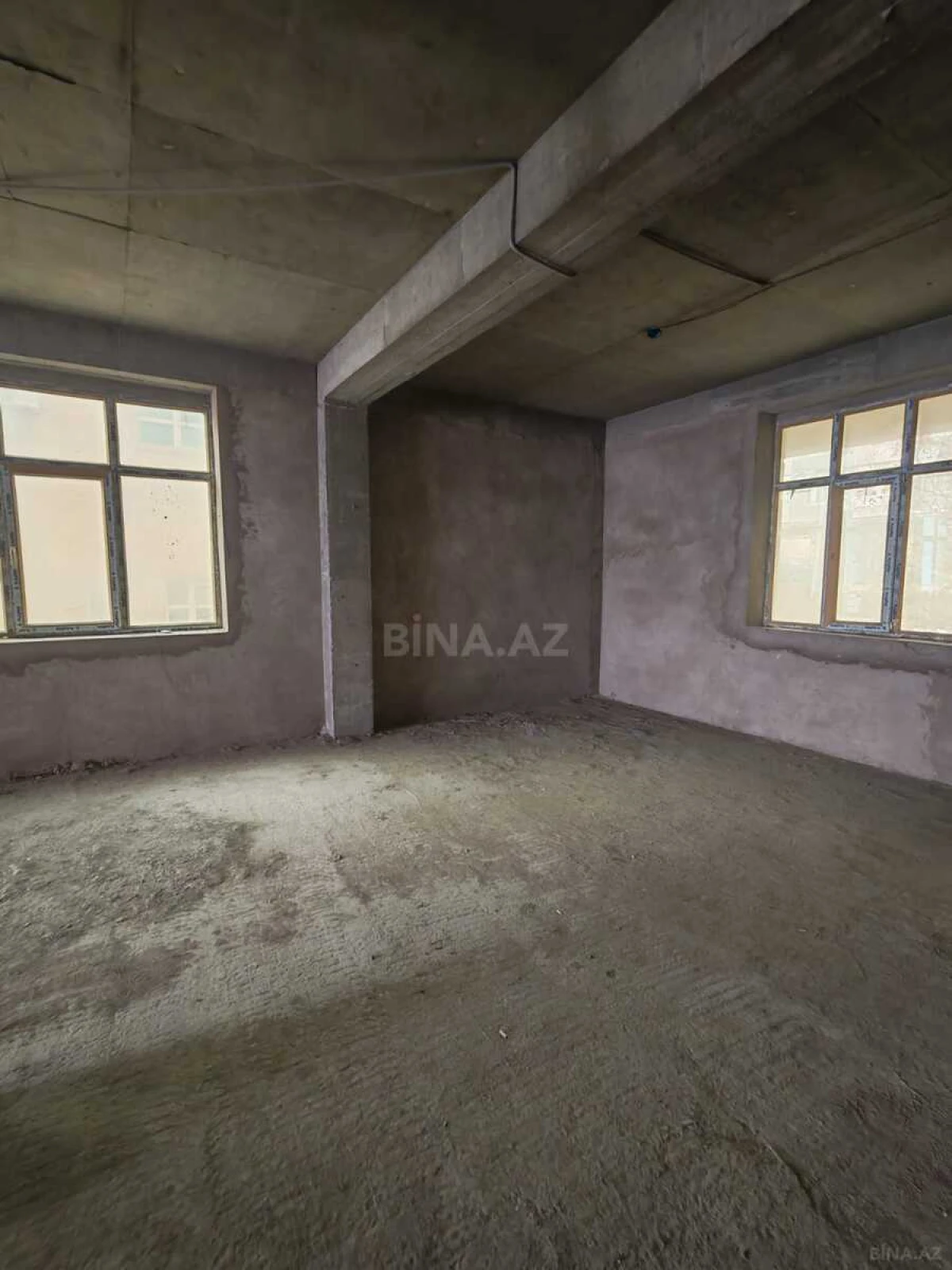 Satılır obyekt 136 m²