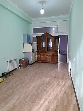 Satılır obyekt 40 m²