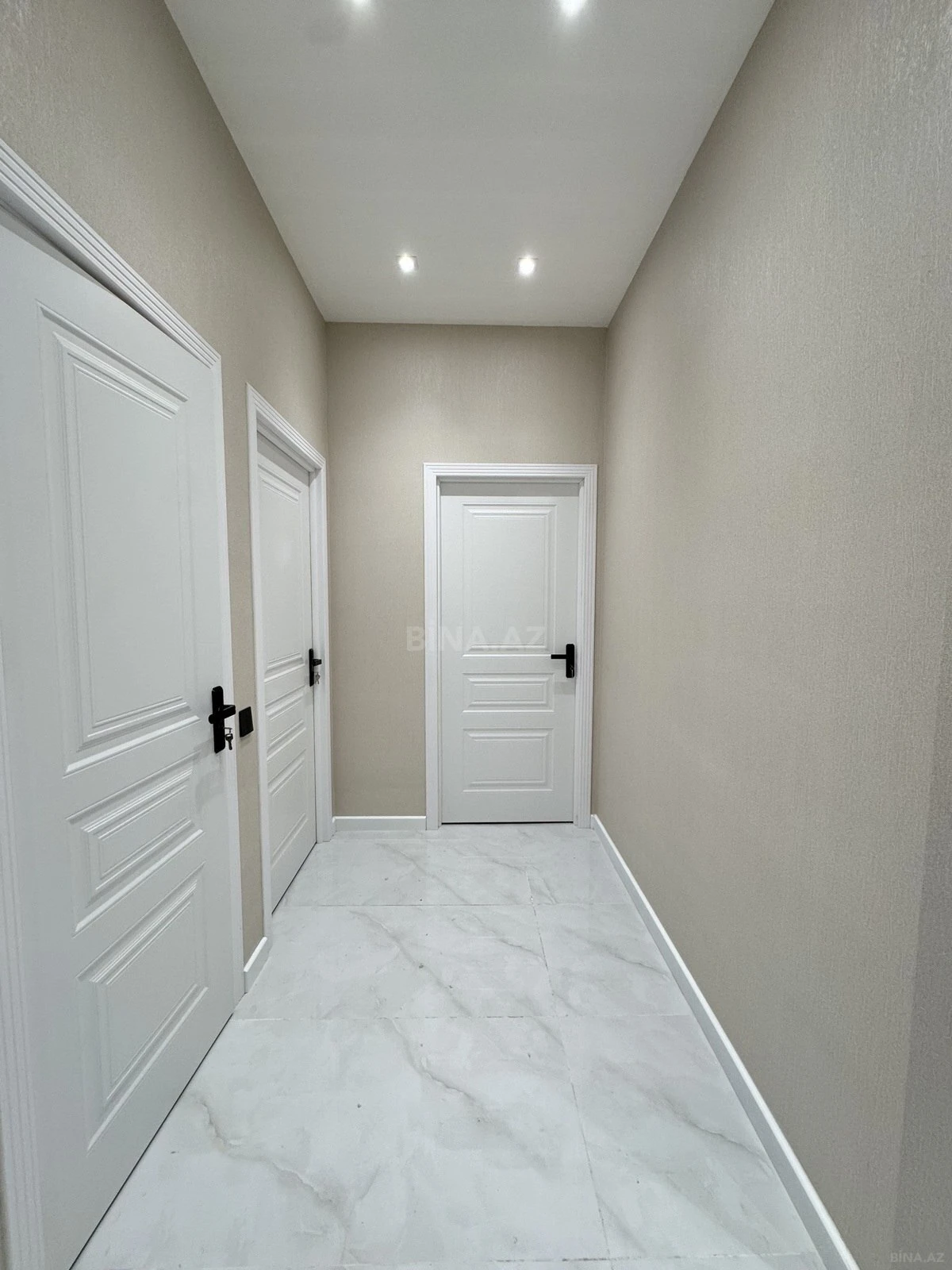 Satılır 2 otaqlı mənzil 55 m²