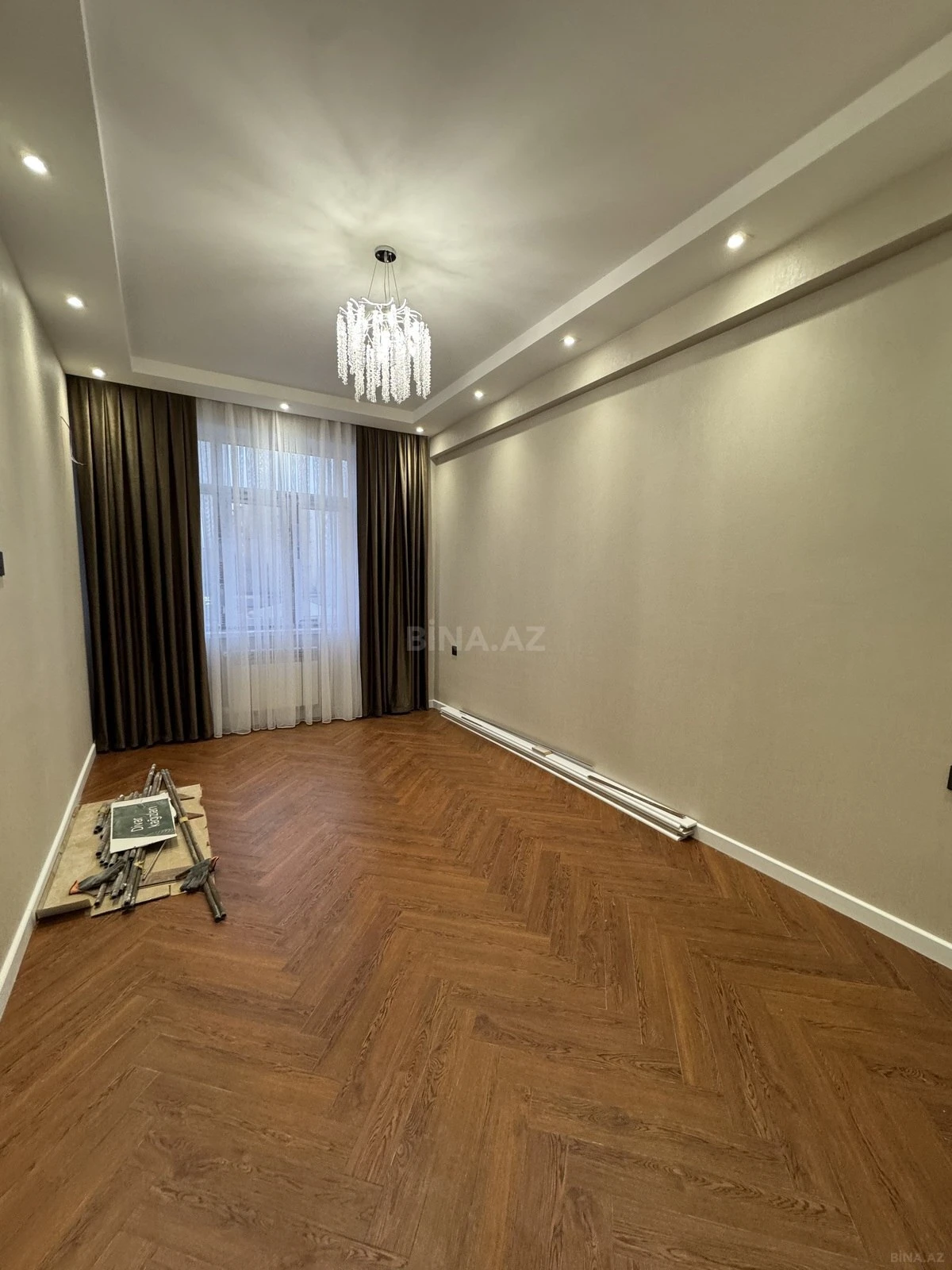 Satılır 2 otaqlı mənzil 55 m²