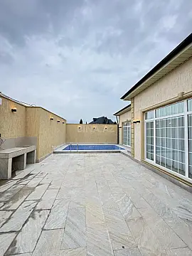 Satılır 4 otaqlı həyət evi 140 m²