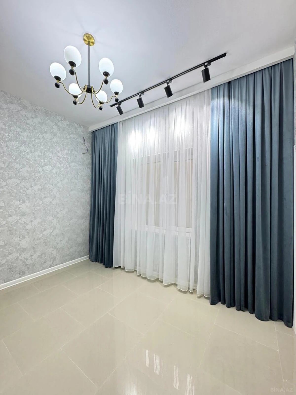 Satılır 4 otaqlı həyət evi 140 m²