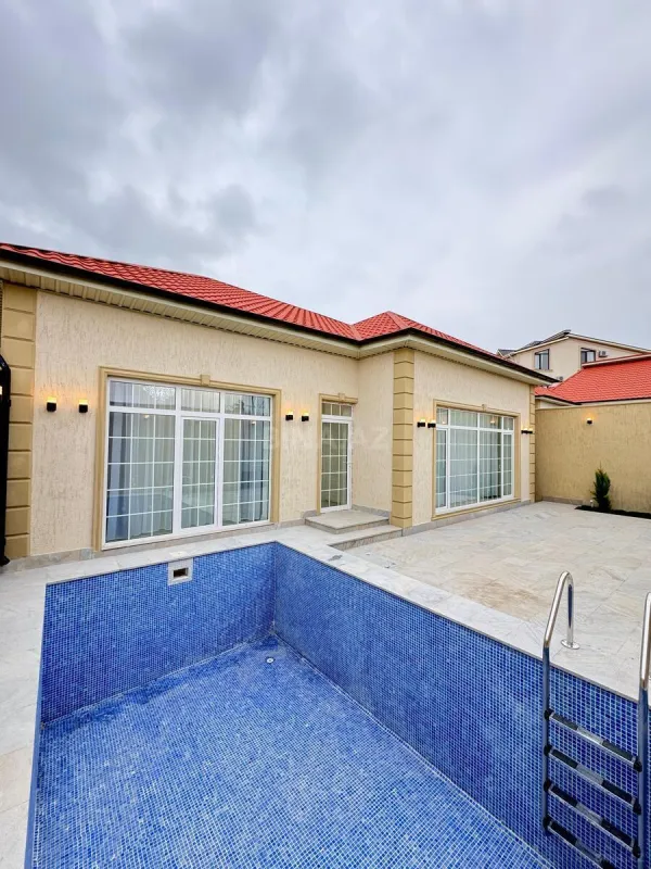 Satılır 4 otaqlı həyət evi 140 m²