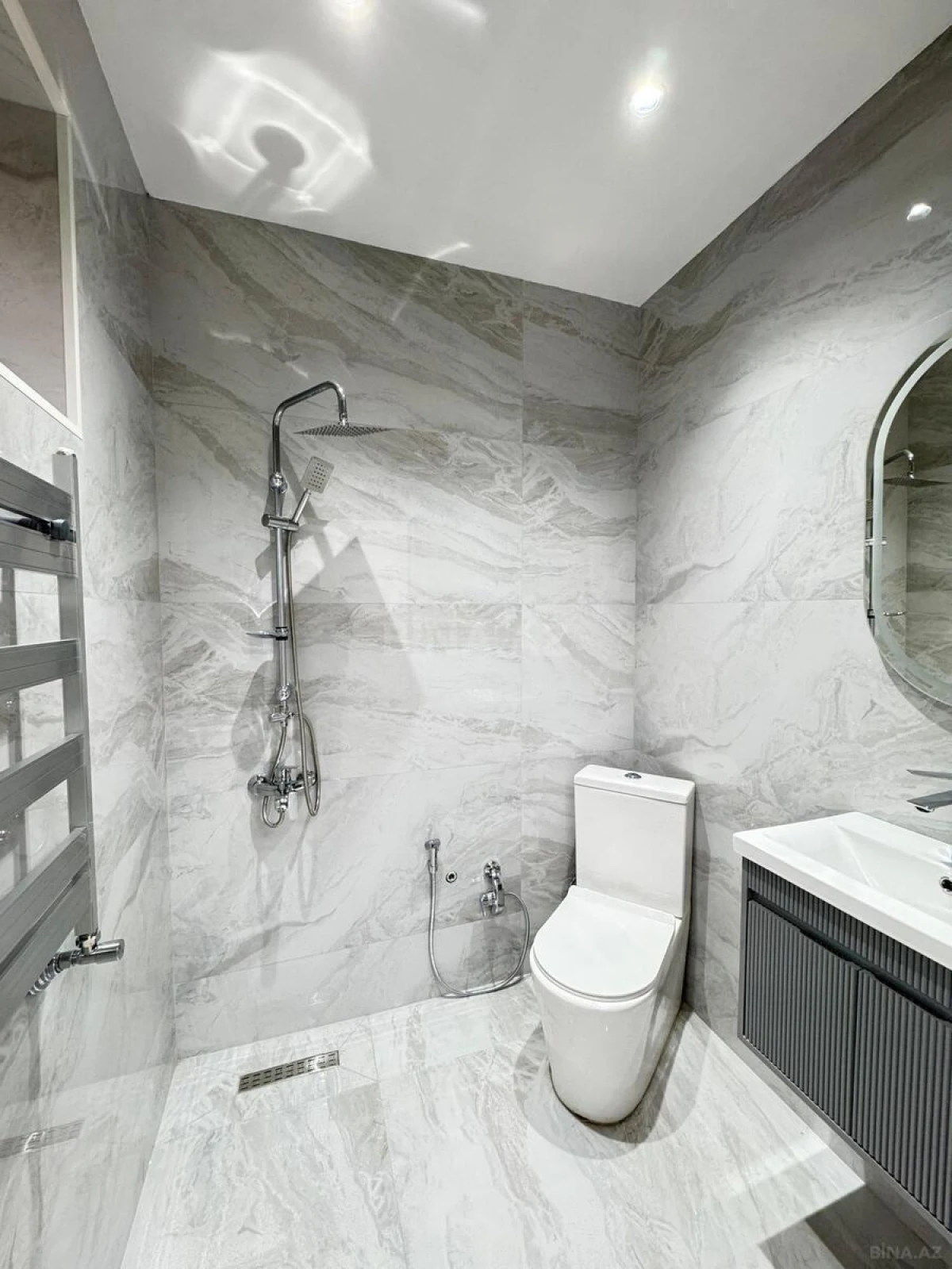 Satılır 4 otaqlı həyət evi 140 m²