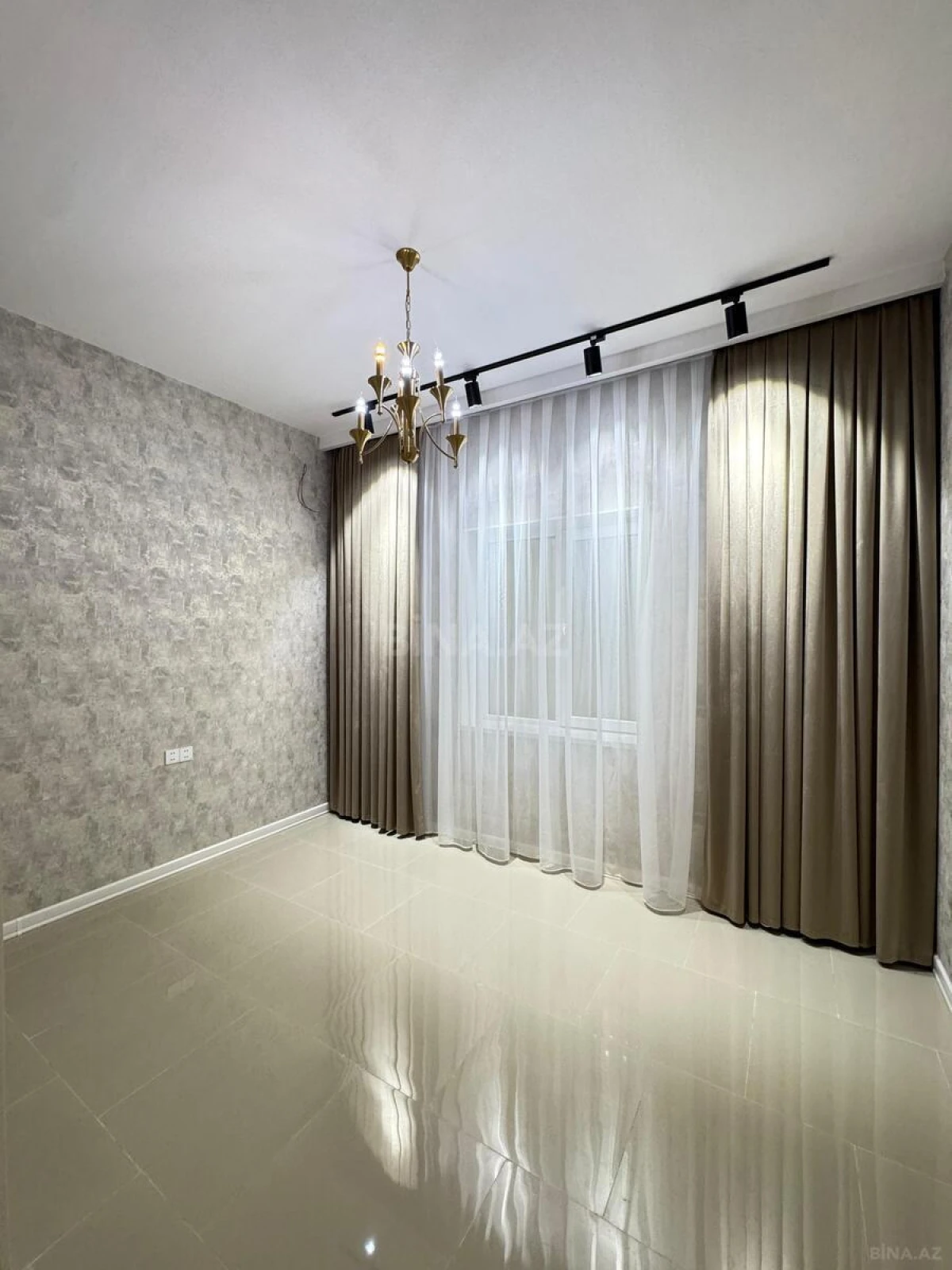 Satılır 4 otaqlı həyət evi 140 m²