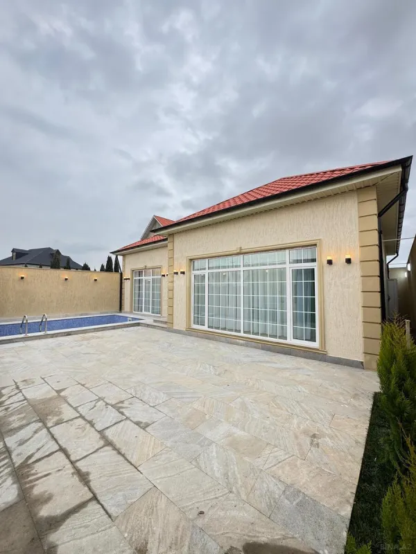 Satılır 4 otaqlı həyət evi 140 m²