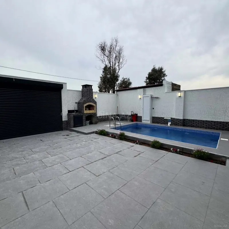 Satılır 4 otaqlı həyət evi 130 m²