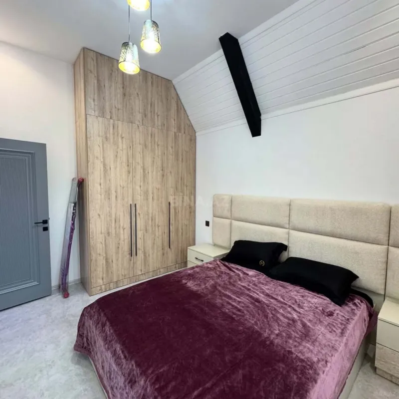 Satılır 4 otaqlı həyət evi 130 m²