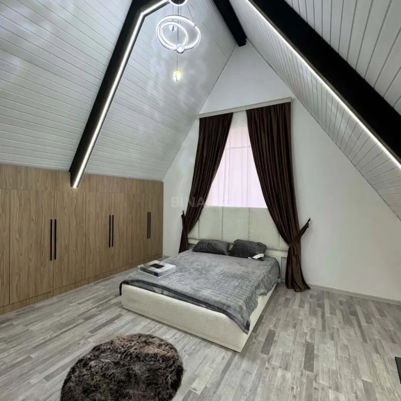 Satılır 4 otaqlı həyət evi 130 m²