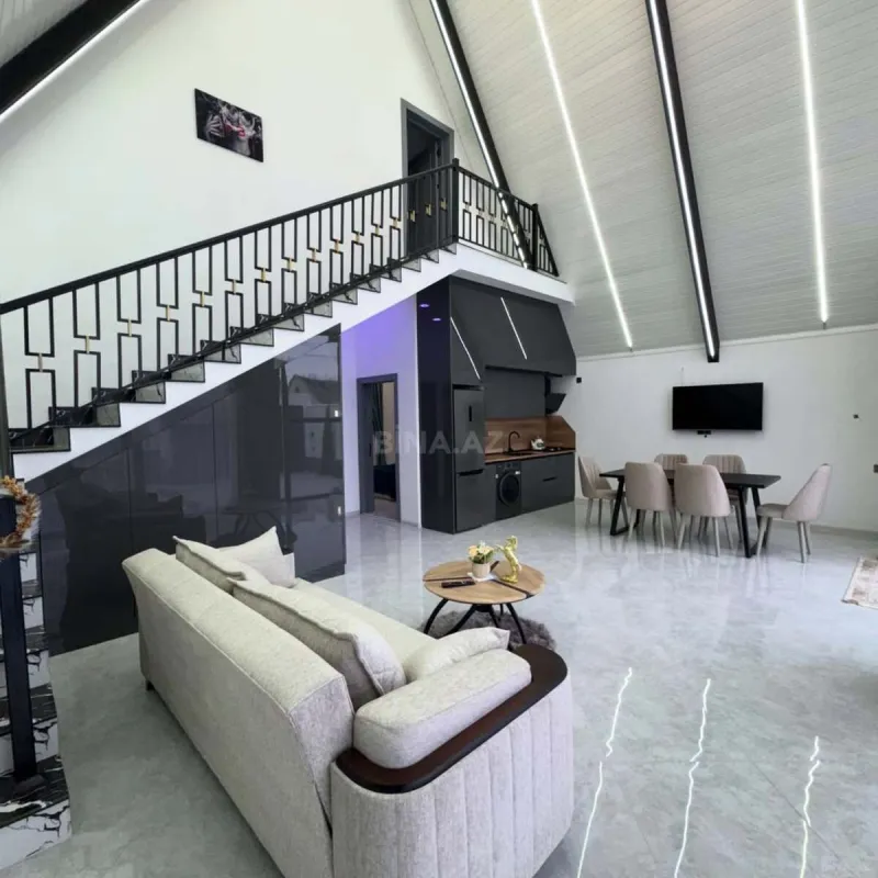 Satılır 4 otaqlı həyət evi 130 m²