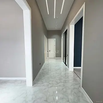 Satılır 4 otaqlı həyət evi 160 m²