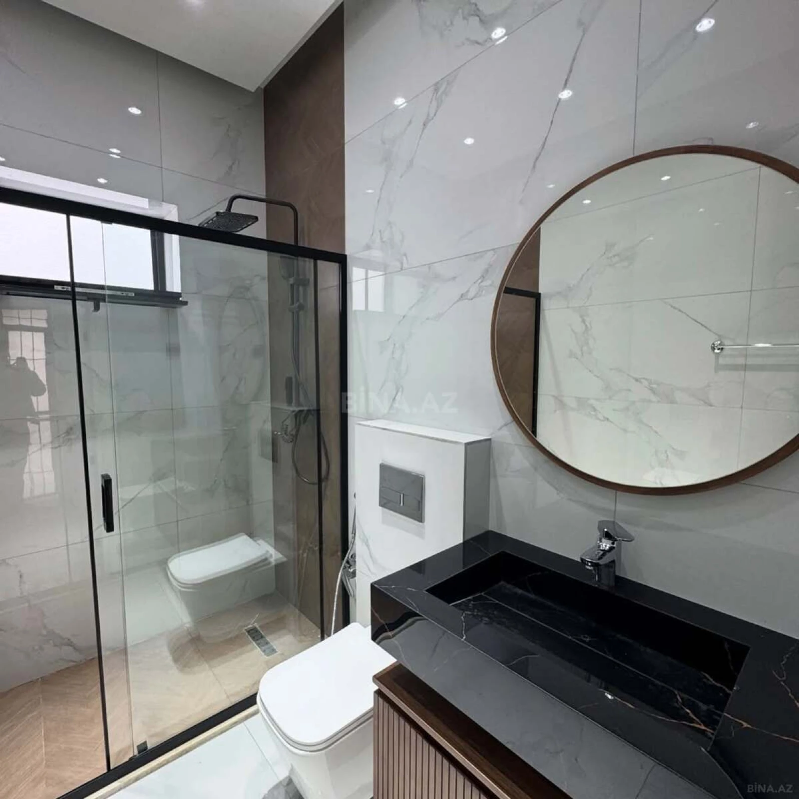 Satılır 4 otaqlı həyət evi 160 m²