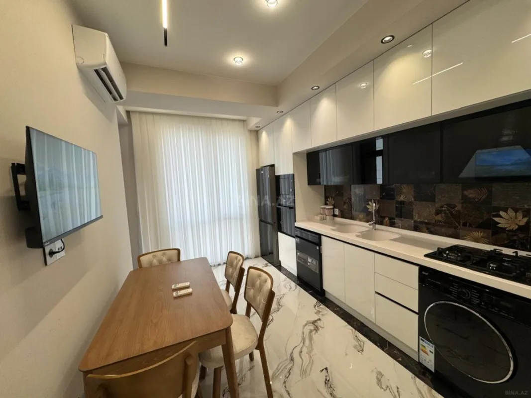 Kirayə verilir 3 otaqlı mənzil 110 m²