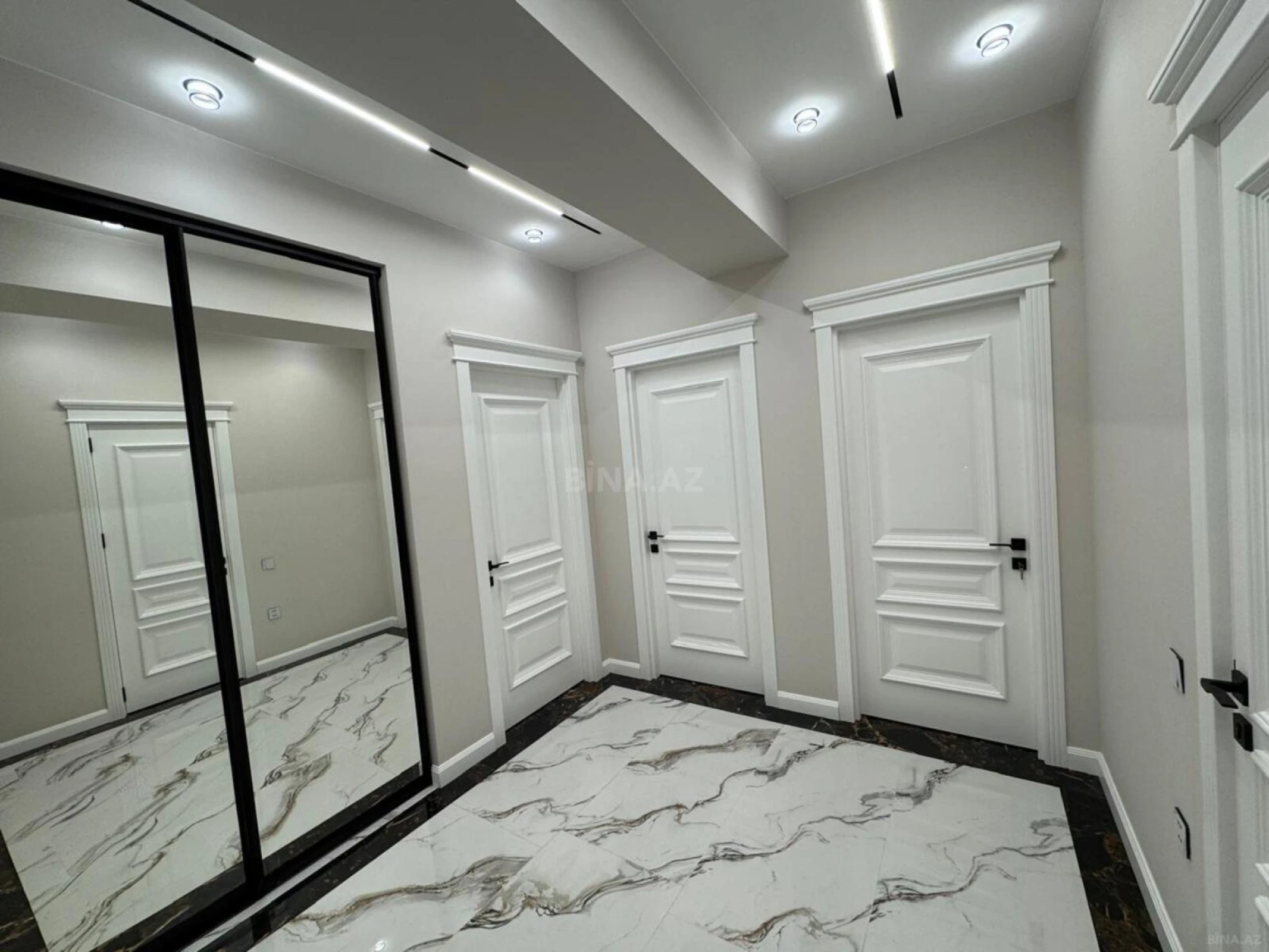 Kirayə verilir 3 otaqlı mənzil 110 m²
