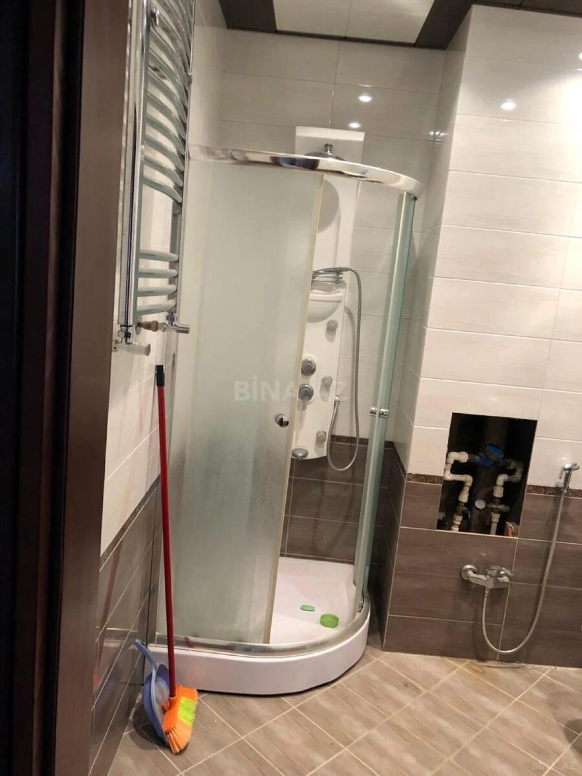 Satılır 3 otaqlı mənzil 130 m²