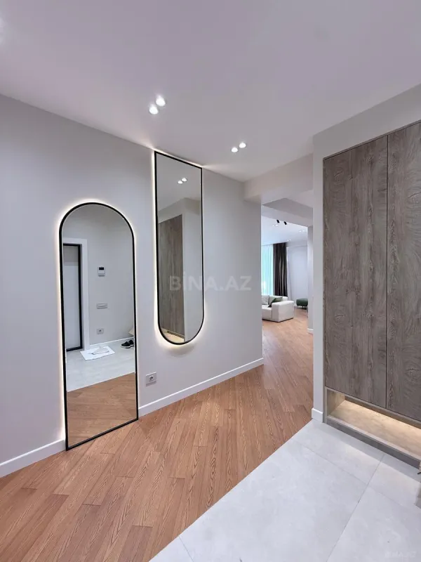 Kirayə verilir 3 otaqlı mənzil 130 m²