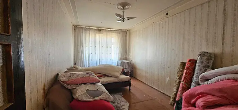 Satılır 5 otaqlı mənzil 108 m²