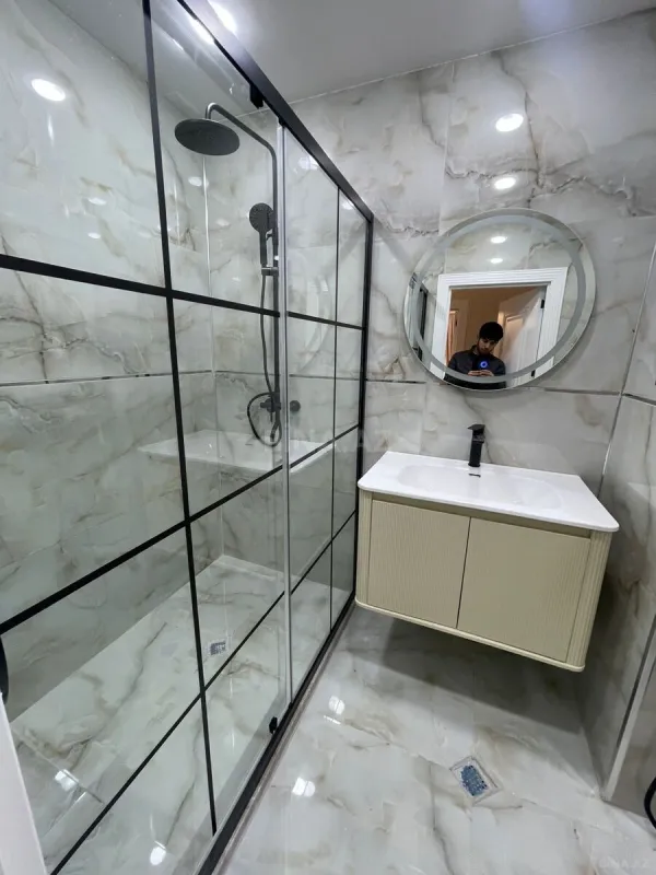 Kirayə verilir 2 otaqlı mənzil 95 m²