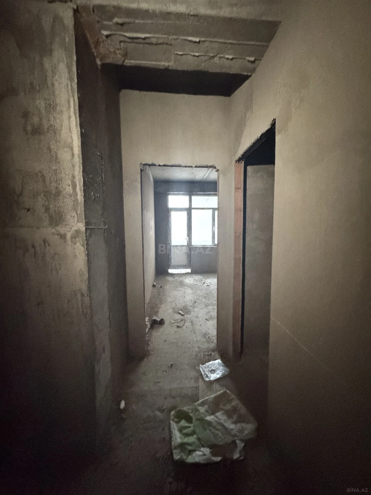 Satılır 3 otaqlı mənzil 134 m²