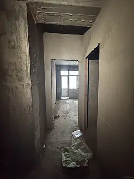 Satılır 3 otaqlı mənzil 134 m²