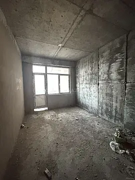 Satılır 3 otaqlı mənzil 134 m²