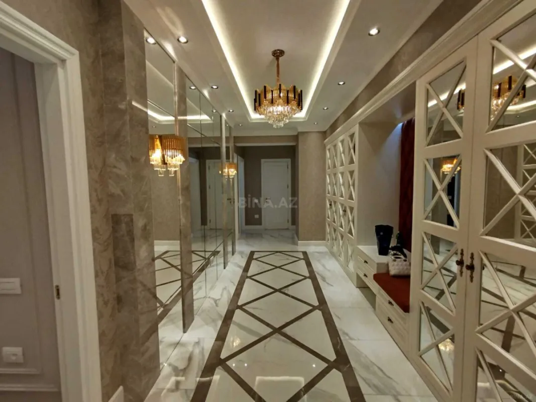 Kirayə verilir 3 otaqlı mənzil 150 m²