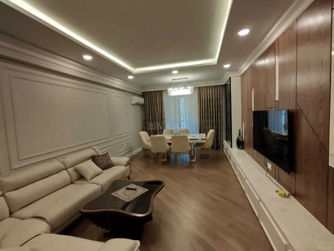 Kirayə verilir 3 otaqlı mənzil 150 m²
