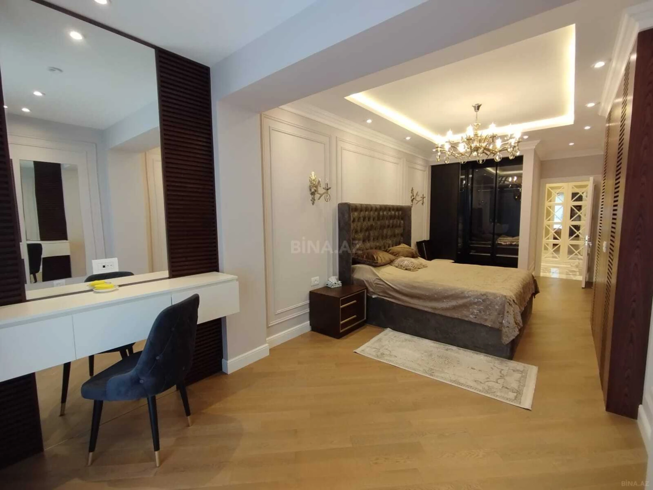 Kirayə verilir 3 otaqlı mənzil 150 m²