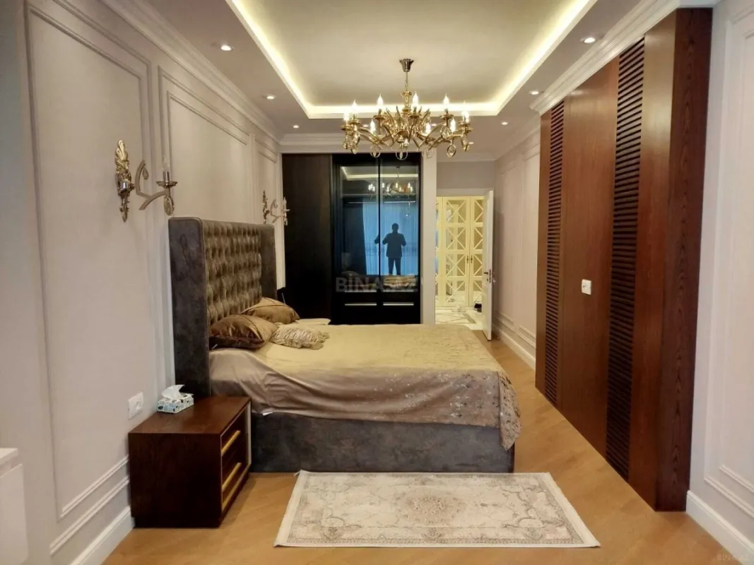 Kirayə verilir 3 otaqlı mənzil 150 m²