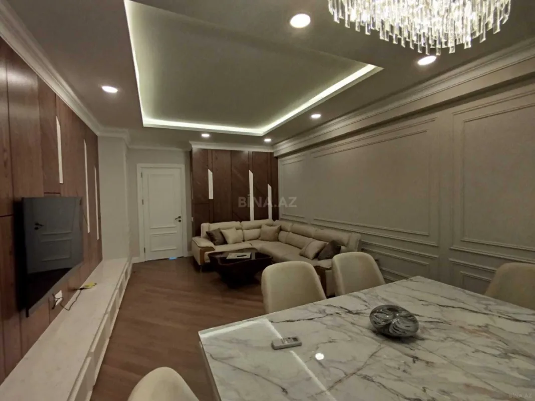 Kirayə verilir 3 otaqlı mənzil 150 m²