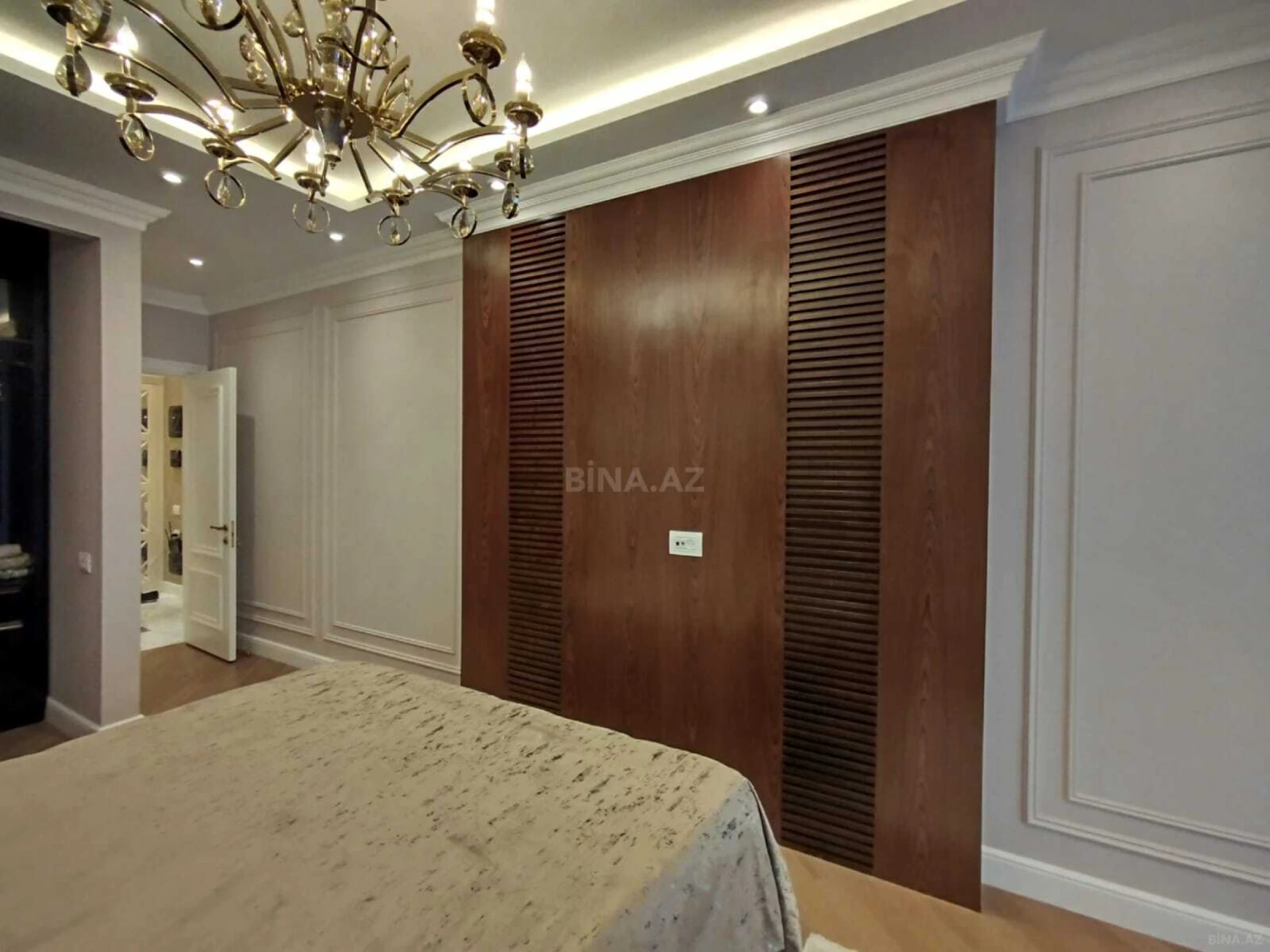 Kirayə verilir 3 otaqlı mənzil 150 m²