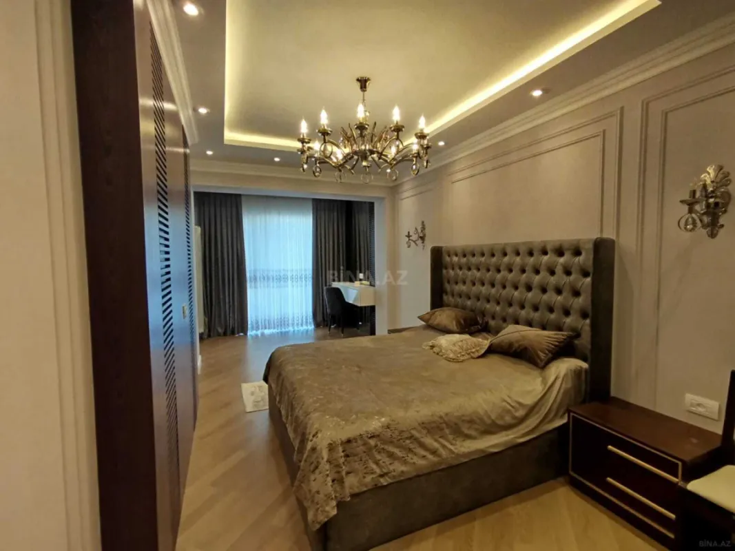 Kirayə verilir 3 otaqlı mənzil 150 m²