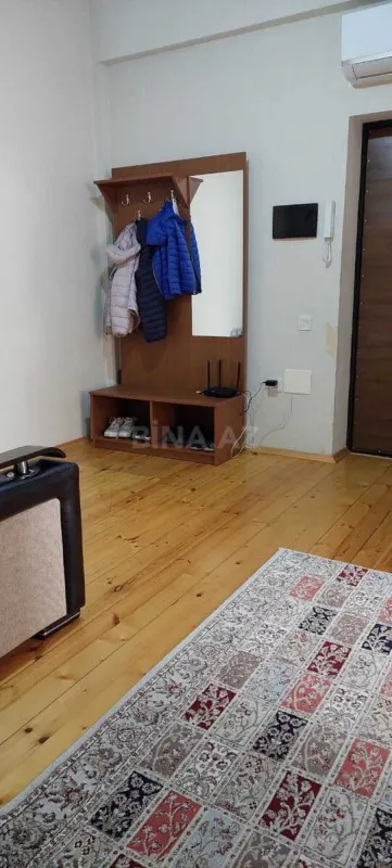 Satılır 2 otaqlı mənzil 93 m²