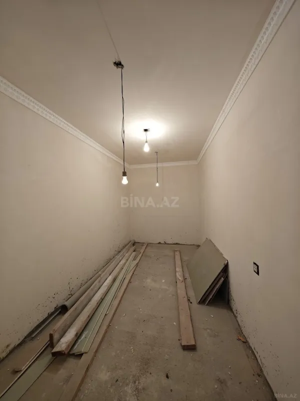 Satılır 4 otaqlı həyət evi 180 m²