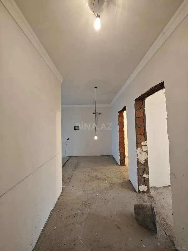 Satılır 4 otaqlı həyət evi 180 m²