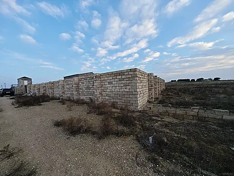 Satılır 4 otaqlı həyət evi 180 m²