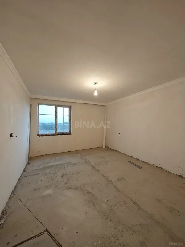 Satılır 4 otaqlı həyət evi 180 m²