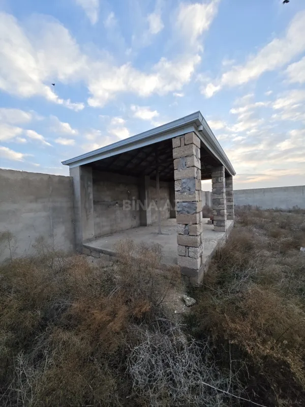 Satılır 4 otaqlı həyət evi 180 m²