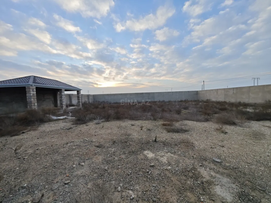 Satılır 4 otaqlı həyət evi 180 m²