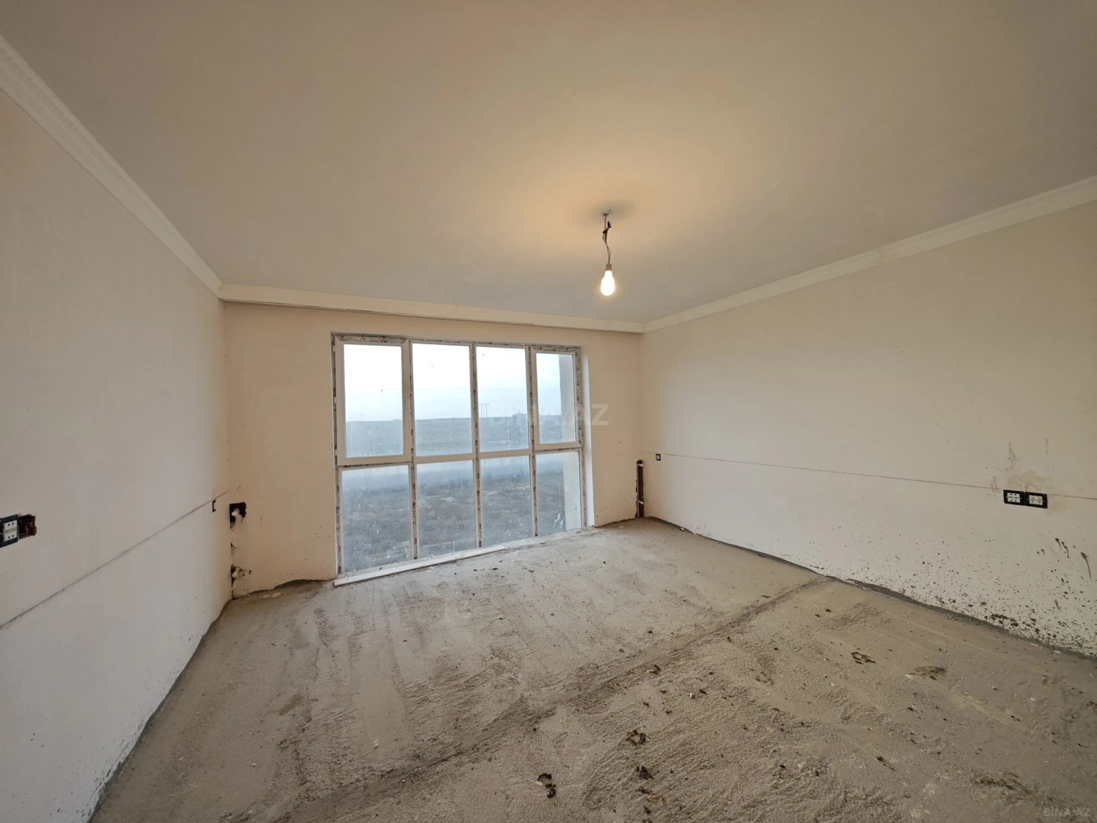 Satılır 4 otaqlı həyət evi 180 m²