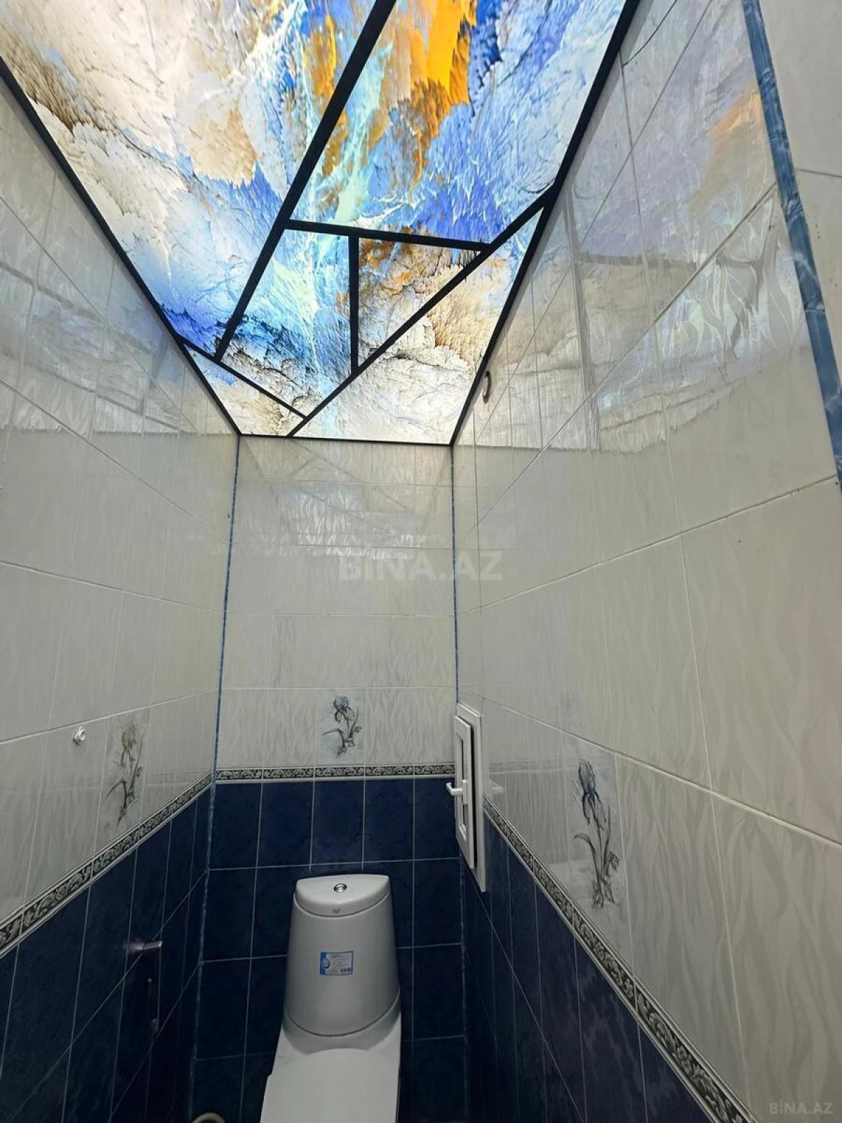 Satılır 4 otaqlı mənzil 180 m²