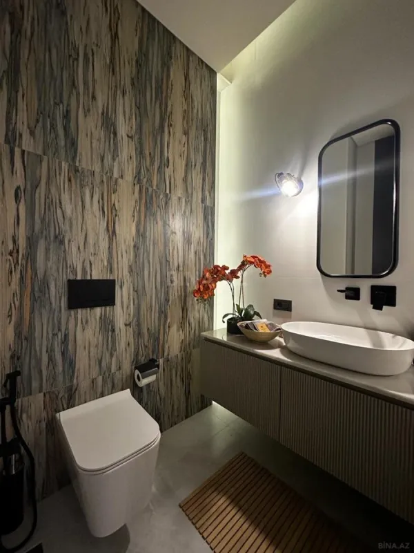 Kirayə verilir 2 otaqlı mənzil 115 m²