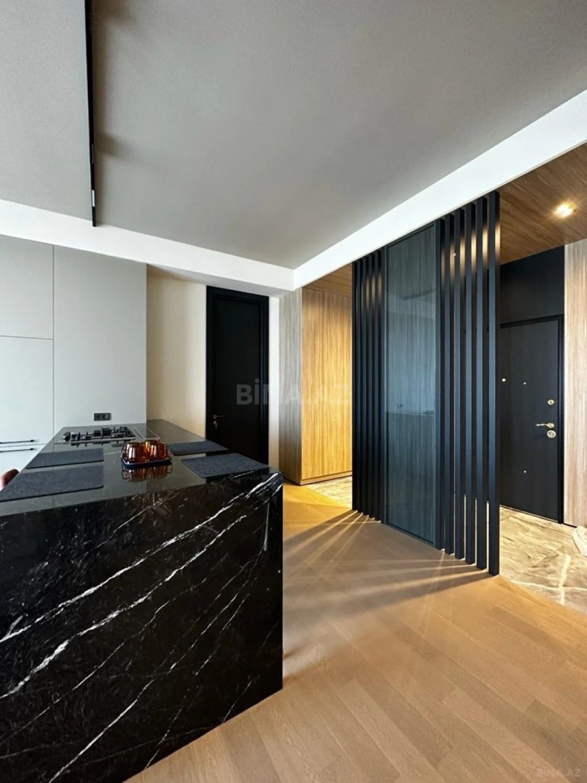 Kirayə verilir 2 otaqlı mənzil 115 m²