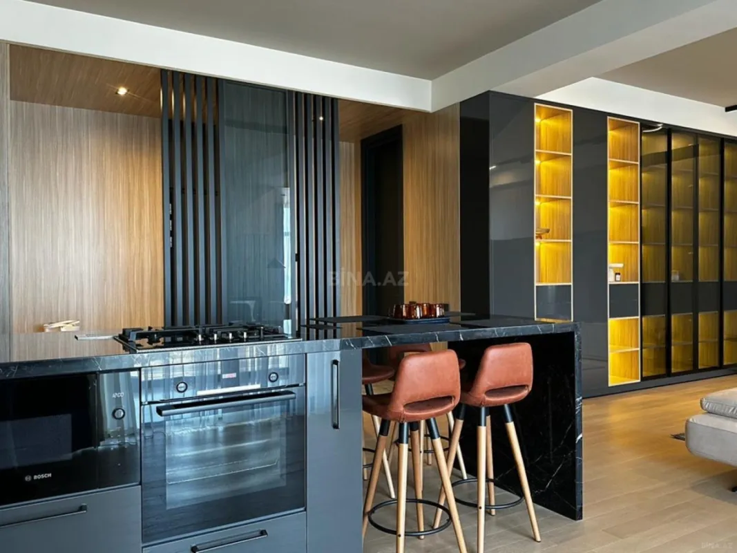 Kirayə verilir 2 otaqlı mənzil 115 m²