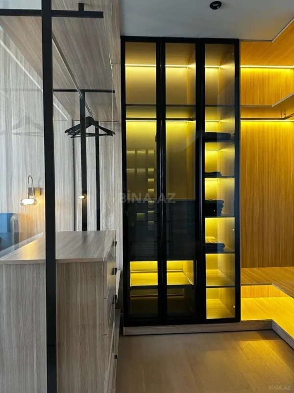 Kirayə verilir 2 otaqlı mənzil 115 m²