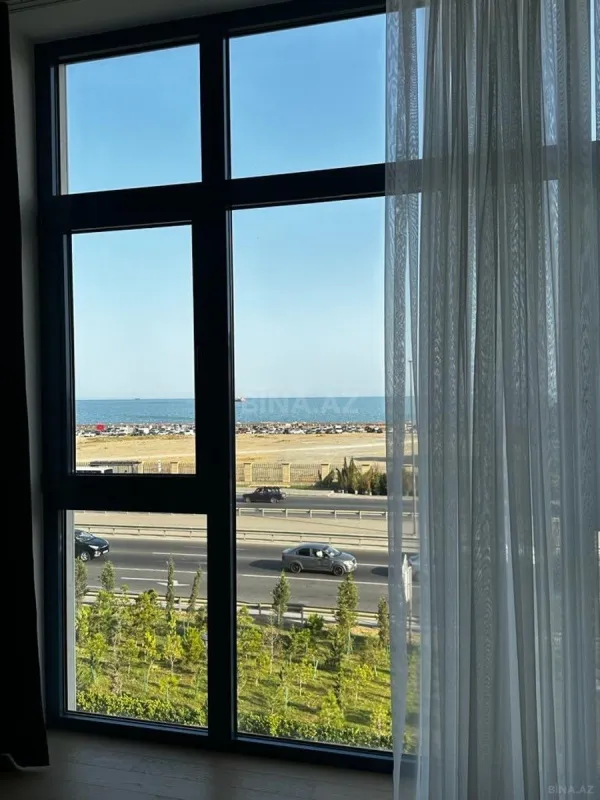 Kirayə verilir 2 otaqlı mənzil 115 m²